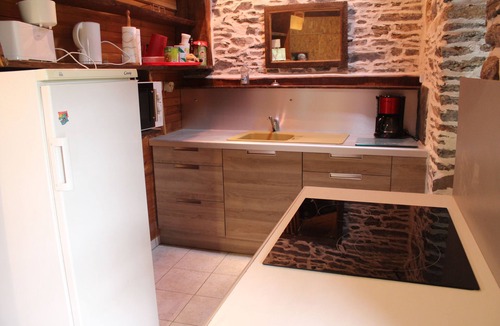 Bellegarde-Marsal House | Rustic gîte next to the Tarn