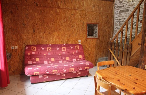 Bellegarde-Marsal House | Rustic gîte next to the Tarn