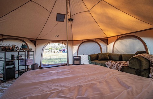 Farmington Resort | Rustic glamping hideaway—Animas River views, quiet woods, close to it all.