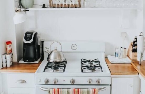 Marblehead House | Rustic Historic Old Town Home Free Parking