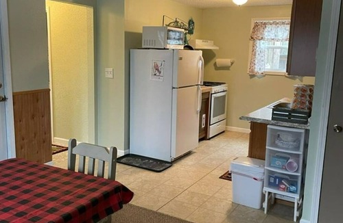 Fryburg Cabin | Rustic Hogback Lodge + Nature's Tranquility