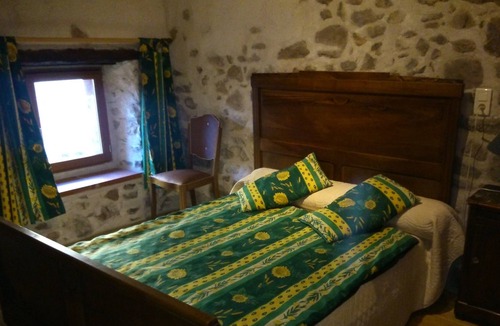 Saint-Laurent-de-Cerdans House | rustic house