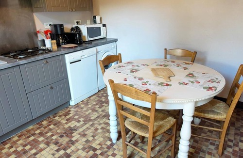 Vrasville Cottage | Rustic house in Vicq-sur-Mer - 6 people, Pets allowed