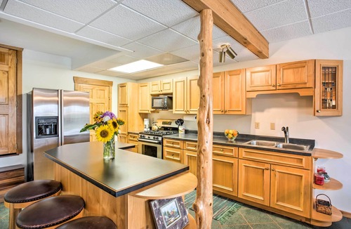 Keosauqua Apartment | Rustic Keosauqua Gem: Fire Pit & Lake Sugema Views
