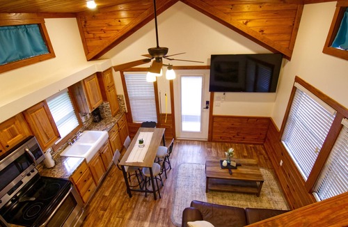 Willis Cabin | Rustic Lake Cabin #215 with Pool and Lake Access