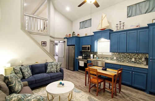 Willis Cabin | Rustic Lake Cabin #303 with Pool and Lake Access