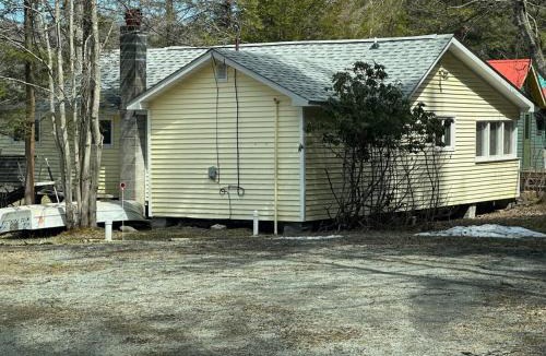 Starrucca House | Rustic Lakefront Cabin