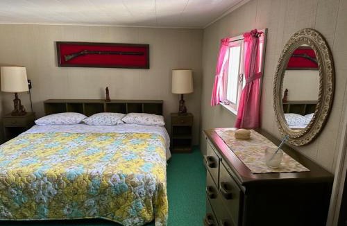 Starrucca House | Rustic Lakefront Cabin