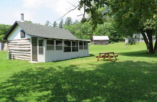 Greater Madawaska Cabin | Rustic Lakeside Log Cabins