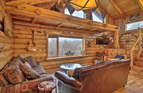 Livingston House | Rustic Livingston Ranch House with Mtn Views!