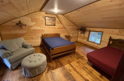 Philipsburg Cabin | Rustic Lodge near Black Moshannon & Penn State