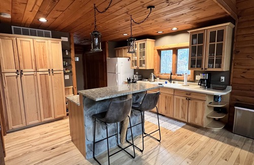 Nekoosa Cabin | Rustic; Lodge Perfect Gateway; golf and lake