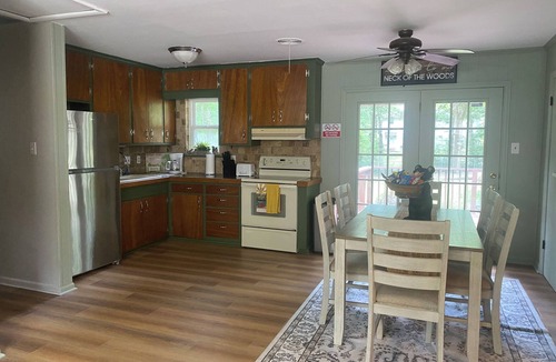 North Little Rock House | Rustic Lodge Cottage