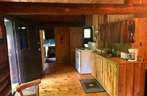 Lisbon House | Rustic Log Cabin #4 - “Brookside”