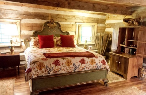 Crystal Hill Cabin | Rustic Log Cabin near South Boston, Virginia