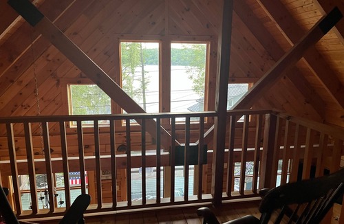 Fair Haven House | Rustic Log Home at the LAKE