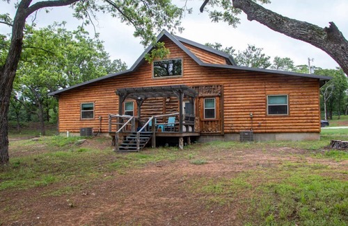 Durant Cabin | Rustic/Luxurious OKLA Log Cabin -Cannabis Friendly