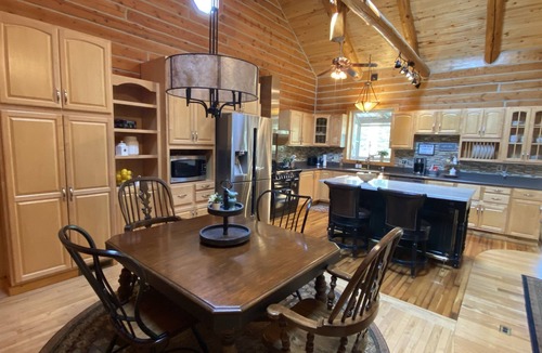 Riverside Cabin | Rustic Luxury Lodge - Sleeps 10