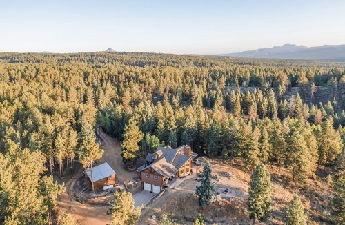 Woodland Park House | Rustic Luxury