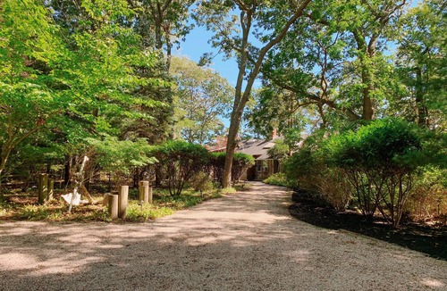 Mattituck House | Rustic Mattituck Waterfront Home w/Pool & Private Dock