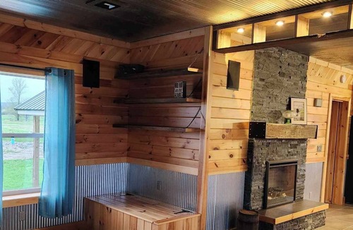 Dayton House | Rustic meets trendy