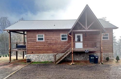 Copperhill House | Rustic Moose- Copperhill TN