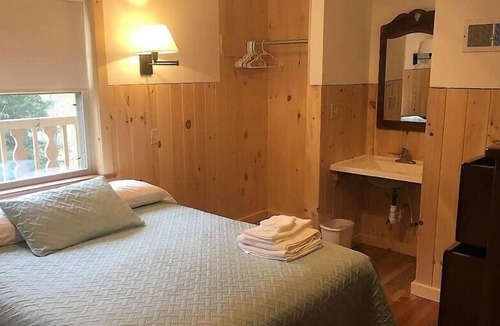 Oliverea Ski Chalet | Rustic Mountain Chalet at forestHaus