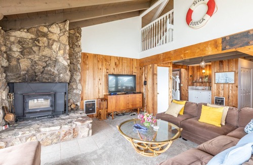 Dillon Beach House | Rustic Oceanfront Cabin