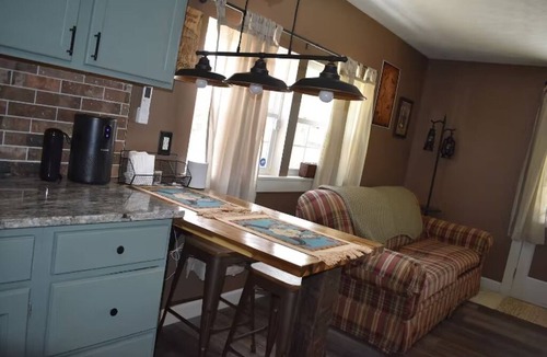 Freedom Cabin | Rustic Outpost Stay w/Firepit, 20 miles IU