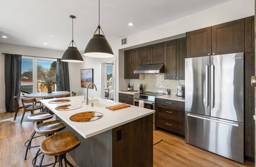 Downtown Bozeman Condo | Rustic Overlook- 30 day rental in the new Merin building in downtown Bozeman!