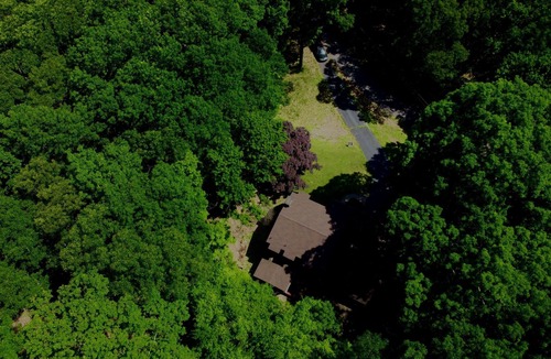 Berwick House | Rustic Peaceful 4 BR Home w/ King Bed/Fireplace!