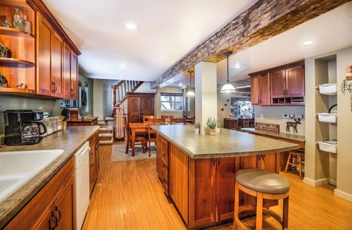 Salt Lake Mountain Resorts Cabin | Rustic & Peaceful Silver Fork Mountain Retreat