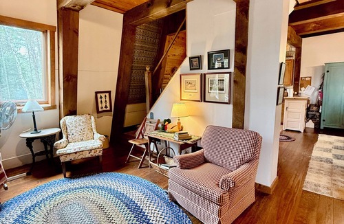 Schroon Lake Cabin | Rustic Pine Lodge - Cozy 4 BR Adirondack Escape