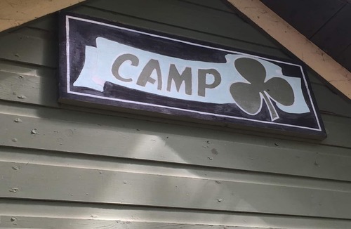 Woodgate House | RUSTIC PRIVATE SECLUDED ADIRONDACK COTTAGE