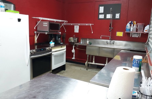 Hempstead Cabin | Rustic Ranch Bunkhouse Retreat- Sleeps 28+ -Pool & Pond