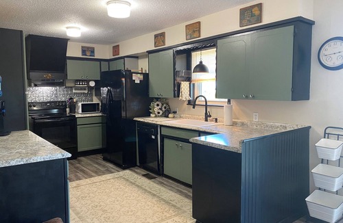 Pauls Valley House | Rustic Ranch Retreat, Farm stay, Firepit, Game Room, Stars