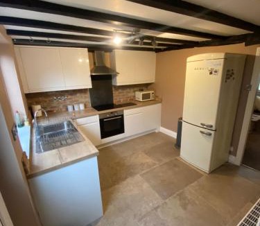 Sowerby Apartment | Rustic Retreat cottage