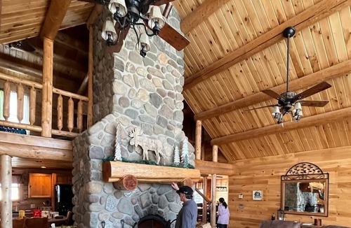 Perham Cabin | Rustic Retreat Lodge LLC