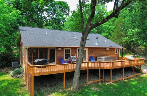 Clarkridge House | Rustic Retreat near Norfork Lake