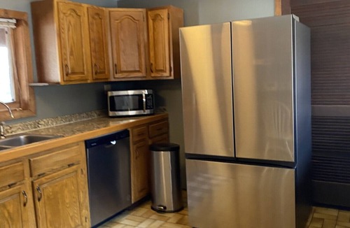 Woodland Park House | Rustic retreat -So much fun - log playground, hot tub, concrete game court