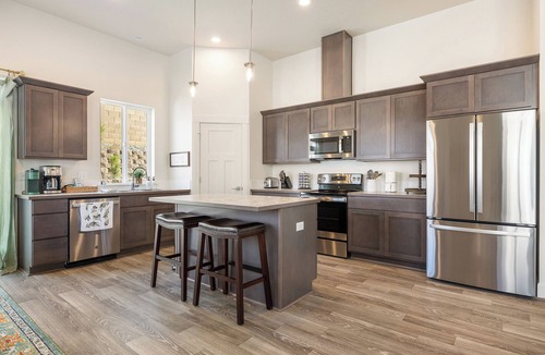 Hermiston House | Rustic Retreat