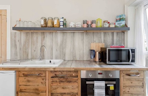 Bournemouth Apartment | Rustic Revived Victorian Seaside Retreat