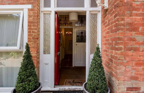 Bournemouth Apartment | Rustic Revived Victorian Seaside Retreat