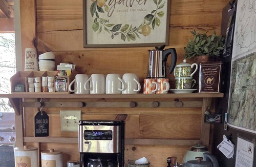 Rockbridge Cabin | Rustic Ridge Lodge - Private Spa, Game Room, on 5 Private Acres, Hiking Nearby