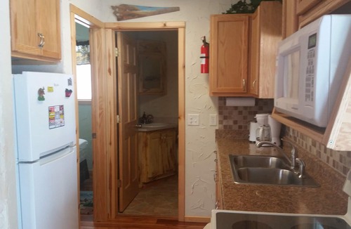 Custer Cabin | Rustic Rock Haven - Horses Welcome