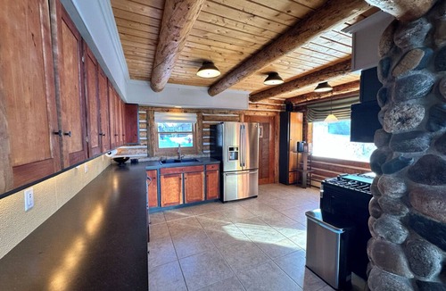 Fairway Meadows Cabin | Rustic Ski Cabin Getaway