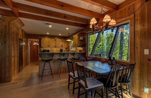 Homewood House | Rustic Sol.All warmth and coziness