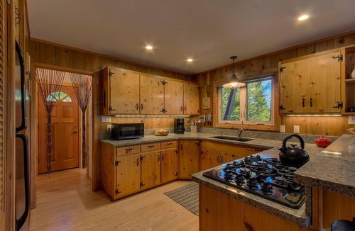Homewood House | Rustic Sol.All warmth and coziness