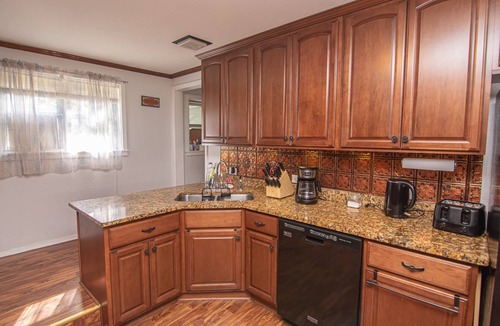 Whitney House | Rustic Star Ranch at Lake Whitney | Cove Access, Private Pool, Pet-Friendly