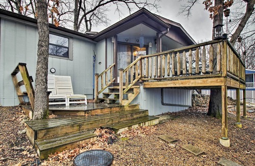 Umber View Heights Cabin | Rustic Stockton Lake Cabin Half Mile to Lake!